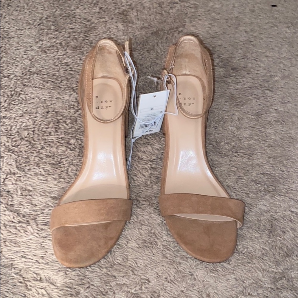 NWT - a new day - Taupe Block Heels - Size 8.5